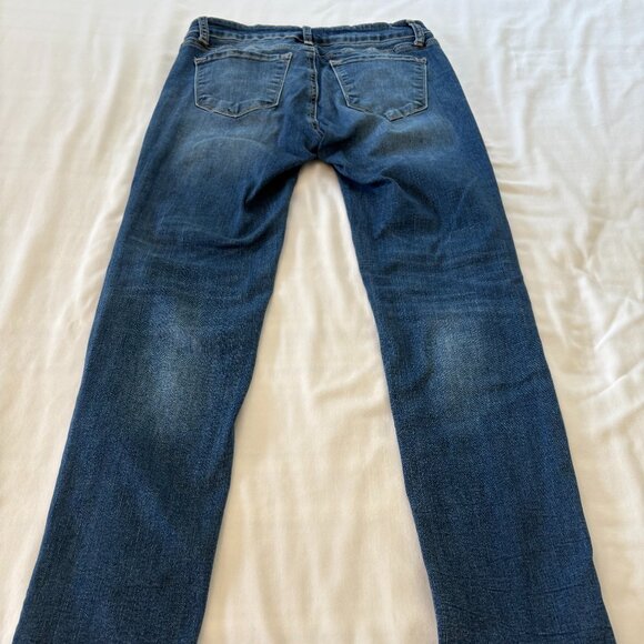 KanCan Skinny Jeans, Medium Wash Denim Blue - Picture 2 of 8